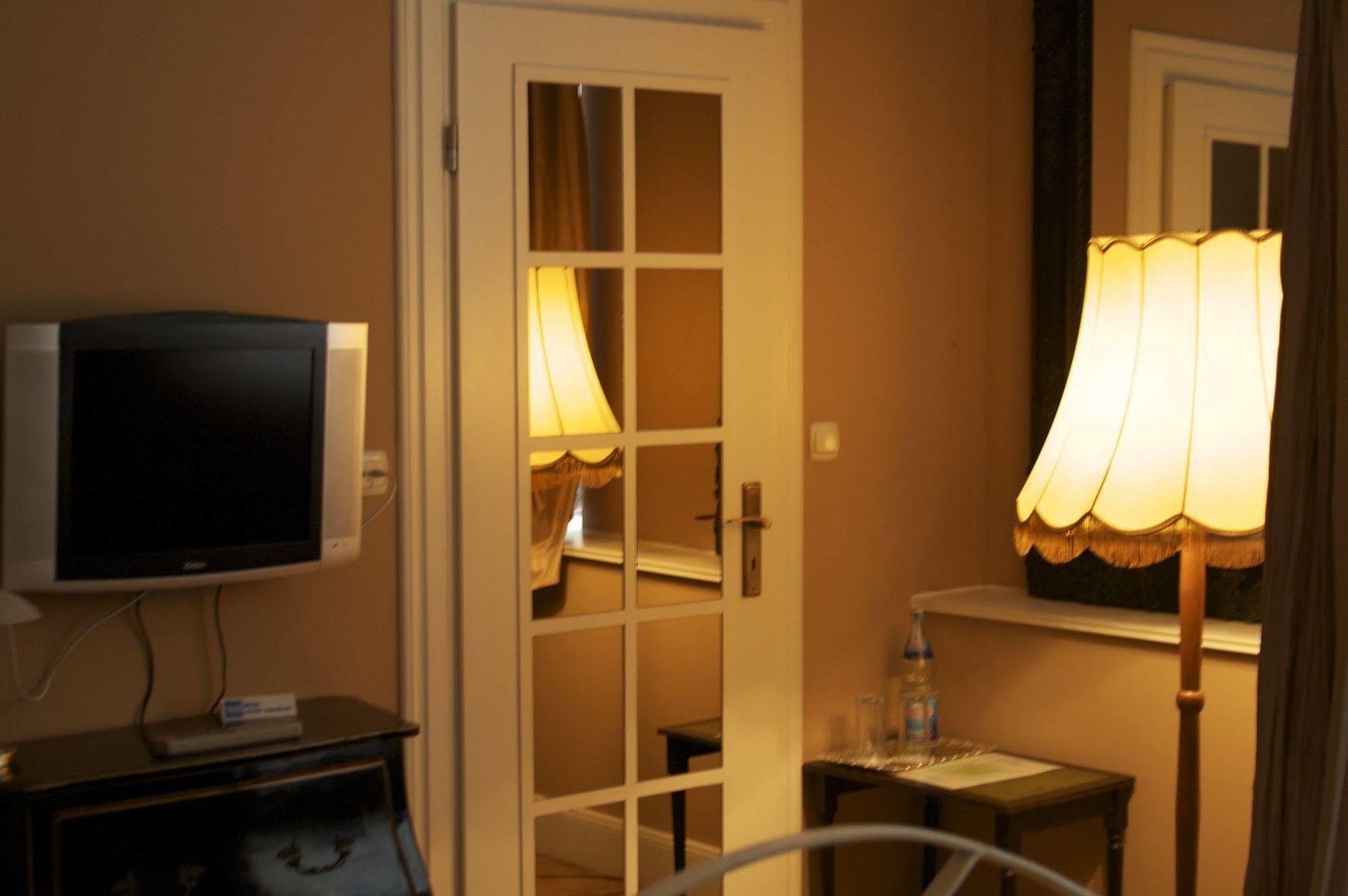 Hotel Alte Galerie Am Kudamm Berlin Eksteriør bilde